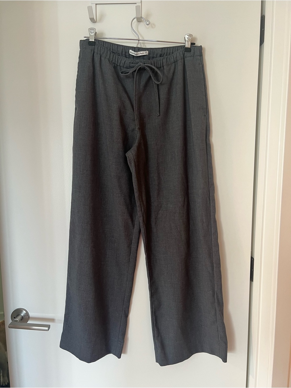 Abercrombie & Fitch Wide Leg Drawstring Trousers
